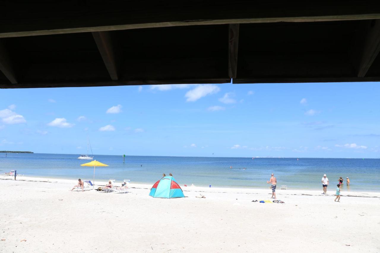 Beautiful New Luxury Townhome With Private Beach And Swimming Pools ラスキン エクステリア 写真